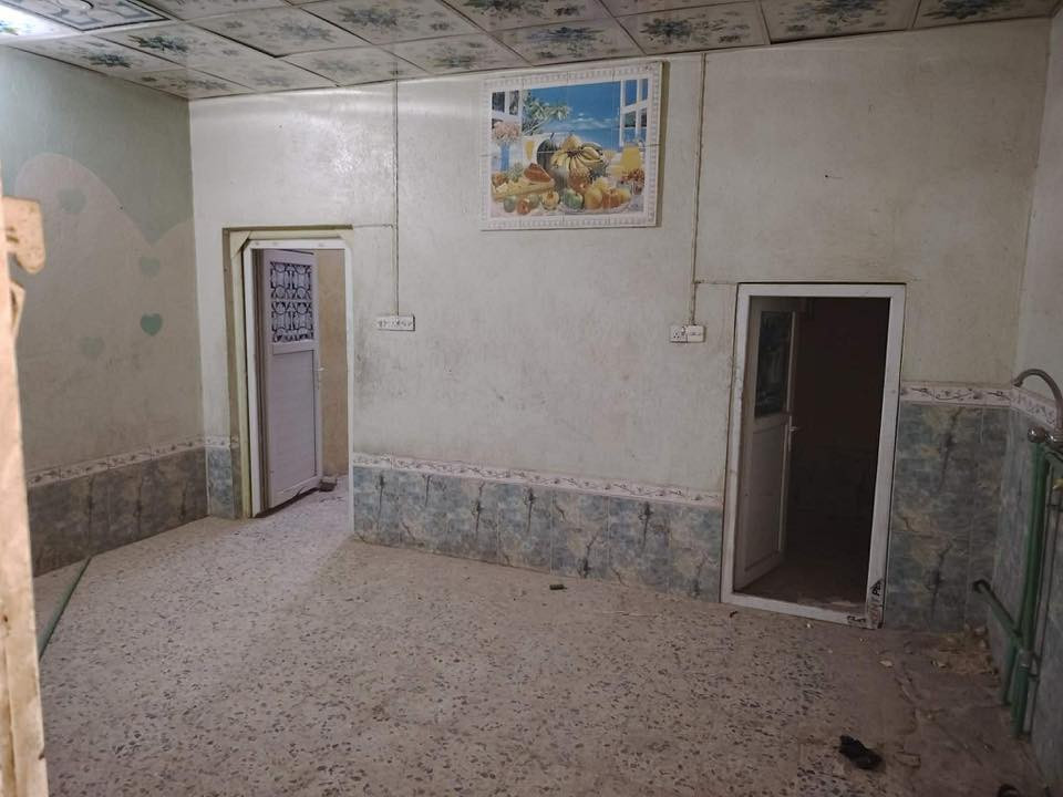 سلام عليكم بيت للبيع ٩٠ متر طابقين حي ميسان شارع شيوخ قرب شكله زمن ***********
