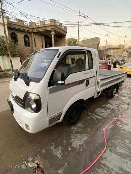 اسلام عليكم 
كيا 2020 رقم بغداد انكليزي 
مكفول كير ومحرك واكسل وشاصي
ماشيه 158 سنويه مجدده جديد
تخم تأير امامي جديد 
فريز شاده جديد بس الكمبريسر واكف
سياره مال جناي
السونار بل منشور 
مكان بغداد قرب تقاطع درويش
السعر (133) مجال بسيط
الرقم ***********
