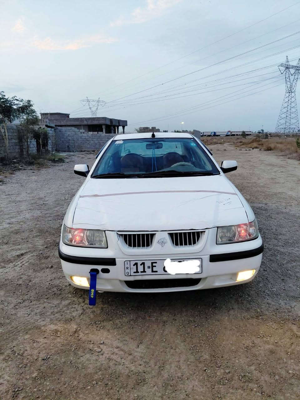 السلام عليكم 
سمند موديل 2013 ابيض كرستال 
رقم بغداد انكليزي  هزه جديده 
سيارة بسمي تحويل مباشر 
كهربائيات كله شغال 
ما نقصه اي شي سياره كاعده  ما بيه عيب  سياره كفاله ابيعلك 
حته اذا تريد سونار جاهز سياره خير من الله 
السعر 52 وبيه مجال للشراي  
الاستفسار 
‏‪***********‬‏
