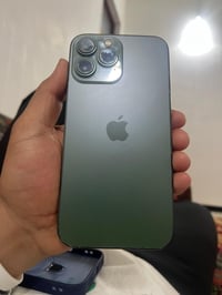 ايفون 13برو ماكس مقفول ايكلود مبدل شاشه كله شغال قيم واخذ 07702032684