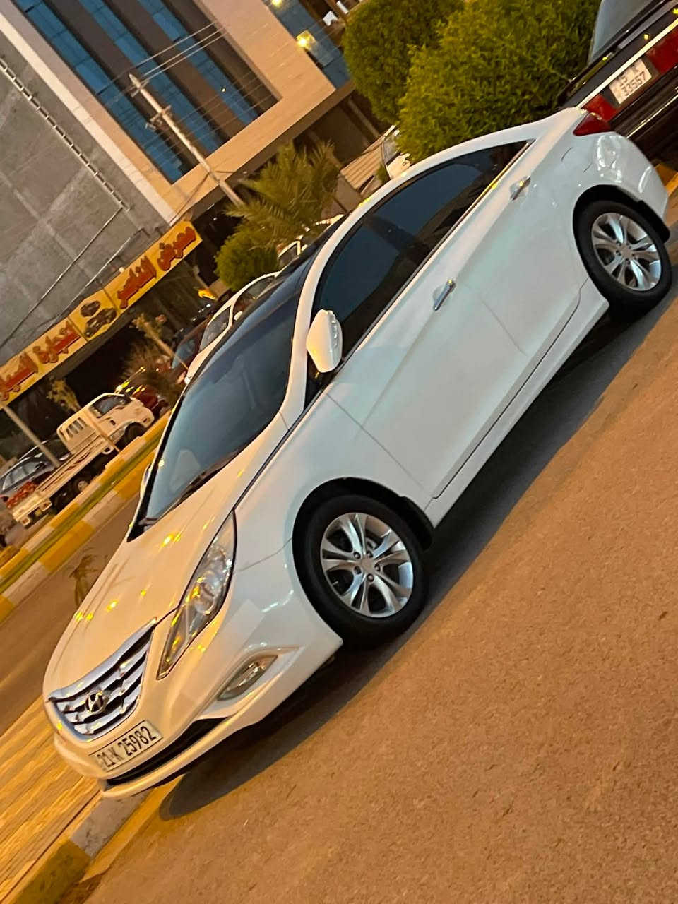 للبيع سوناتا  2011
خليجي فول 1/1
مكينه 2400
صبغ بنيد  بدون دواخل سونار مرفق
رقم شمالي تحويل مباشر 
مكان السيارة الفلوجة شارع 40
سعر البيع  115 سعر نهائي  

اكو انسب نعم اكو حت 90 موجود
مو معناها ناشر بسعر معقول 115 تجي تدفع وتعلق تريدني  انزلك 10 و 20 ورقه   السياره معروفه قيمتهة   وسعرها الثابت بالسوك

للاستفسار ***********
