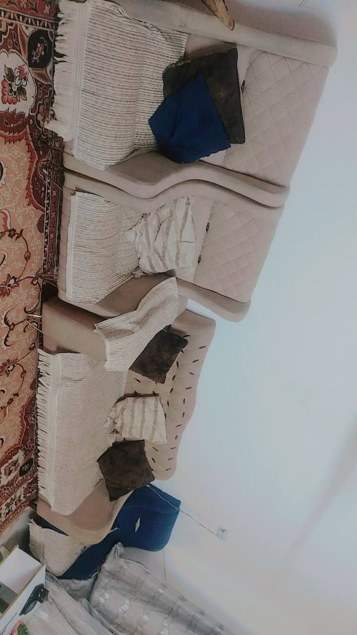 تخم نظافه 90/100  سعر قفل 350 رقم ***********
