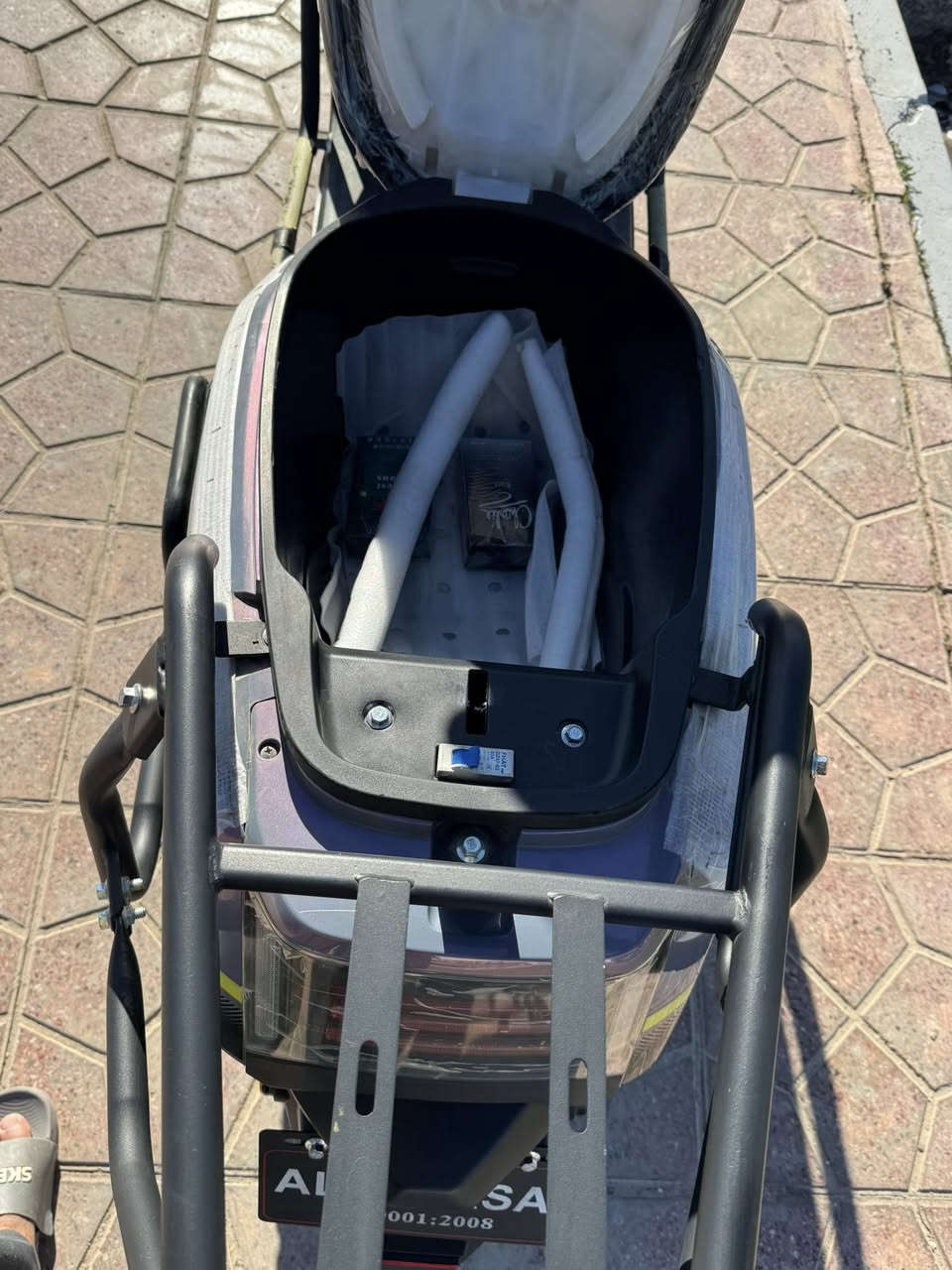 السلام عليكم للبيع موطور سكنس فول مواصفات مثل ما موضح بل صوره بطاريات ٦ بعدهن جدد السعر ٧٢٥ وبيه مجال للطيبين | ‭٠٧٨١ ٨٦٨ ٨٢٠٢‬
