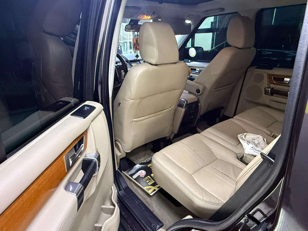 السلام عليكم
Land Rover2010/LR4 /DDEFENDER

وكاله سردار فول

HSE فول مواصفات خليجي

محرك 6 سلندر تنفس طبيعي جدا عتمادي و بدون سوبر وانسب محرك ب سوك

محرك كير كفاله

تبريد ثلج منفصل امامي خلفي 3 قطع تبريد\u002B ثلاجه تجوه فريز

كشنات كهرباء وخزن ميموري

شاشه لمس بلاد

كامره خلفيه وحساسات محيطيه

تحكمات ستيرن

وضعيات قياده

7راكب كشنات قلابه

بانوراما 3 قطع تبريد

نضام صوتHarmon Kardon عالمي

جكات

سيارة فول بعد بيها هواي مواصفات كتلوكات شركه بيها

جاهزه بدون مصرف وبيها كومه مواصفات

لون عنابي

ضرر كفاله عامه فقط 4 اصابع ب خشم بنيد مصلح ومرشوش كلير

كير محرك تبريد كهربائيات كفاله عامه

سعر 178 بيع أو مراوس /بصره شط العرب ***********
