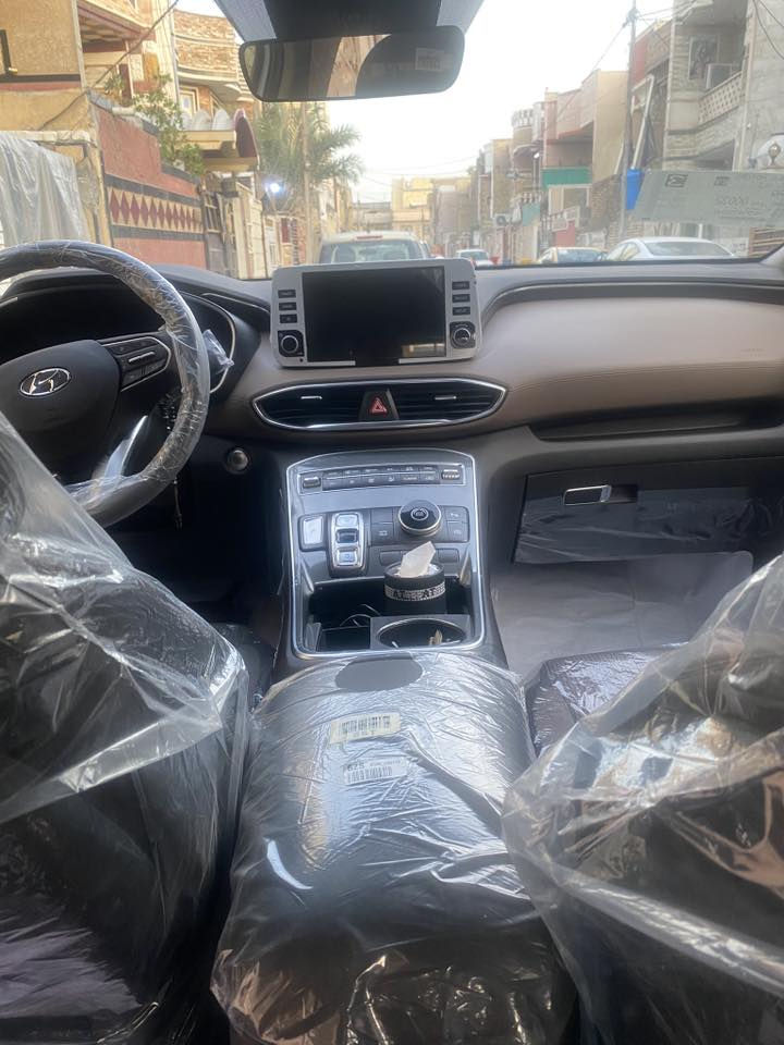 سنتافي2024ماشية20000كم خليجي وكالة استلام شركة بالضمان جديدة مكفولة السعر305$للاتصال***********
