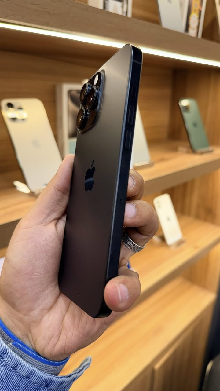 16 برو ماكس 
عربي شرق اوسط ABM
نظافة 100‎%‎ 
بطارية 100%‎ 
ضمان سنة 

العنوان :- النجف الاشرف - مجمع الشراع الترفيهي - مجاور مطعم الكلحة ..

للطلب والاستفسار ( *********** ) او مباشر على الصفحة
