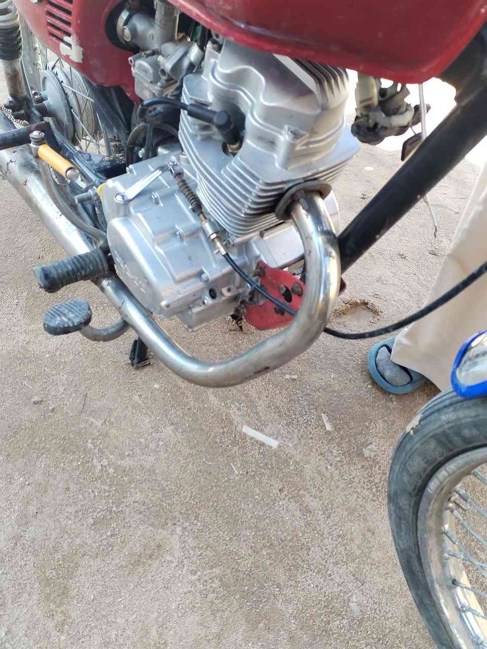 دراجه البيع في كربلاء الخيرات  السعر 400 بيه مجال  يتصل عله هاثا الرقم***********
