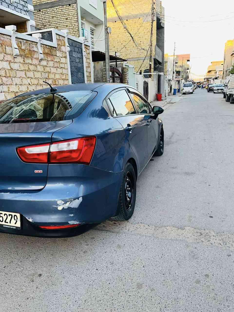 سلام عليكم سياره ريو موديل 16 وارد أمريكي السياره كامله ما ناقصه شي حادث بابين باب السائق والخلف فقط السياره حداده تبرد تدفئه كهربائيات كله شغال الرقم *********** فقط واتساب متواجد سياره باسمي رقم شمالي سيلميانيه السعر 85$ مكاني بغداد
