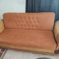 تخم • مكان عزه