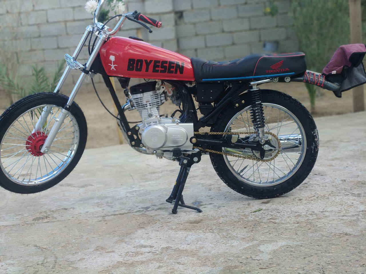 للبيع بعدهي جيس شاصي سكنر ٢٦ السعر خاص مو شراي يطلع كبل ***********
