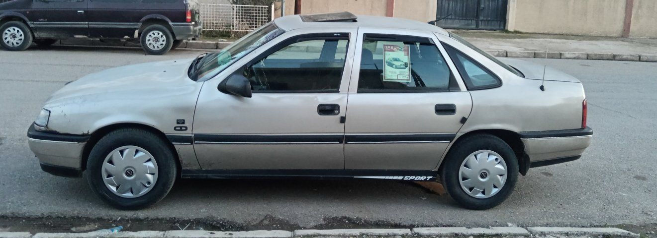 فكترا حجم٢٠ موديل ٩٢
رقم نينوى الماني سنوية عضم كابون 
محرك كير 👍 
***********
***********
