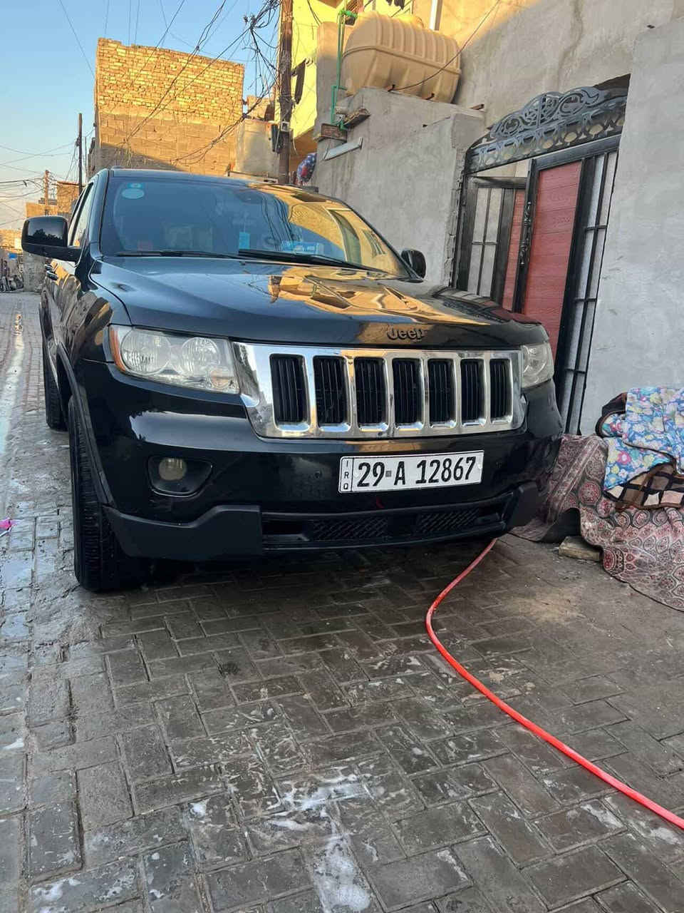 سلام عليكم سياره جيب شيروكي.  3600    مديل 12 رقم واسط السياره موجوده بغداد مدينه الصدر  سنويه بب
 مصبوغه حزام بدون قماره ابسمي تحويل ثاني يوم 
السعر 135بيها مجال بسيط ***********
