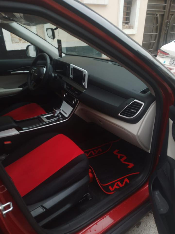 السلام عليكم للبيع كيا سيليتوس ٢٠٢٥ خليجي
ماشية ٢٠٠٠ فقط فول مواصفات 
مكانها الكرخ قرب مقهى البيروتي كورنيش العطيفية مواصفاتها والسعر موضح بالفيديو 
للاستفسار الاتصال على الرقم ***********
بي واتساب
