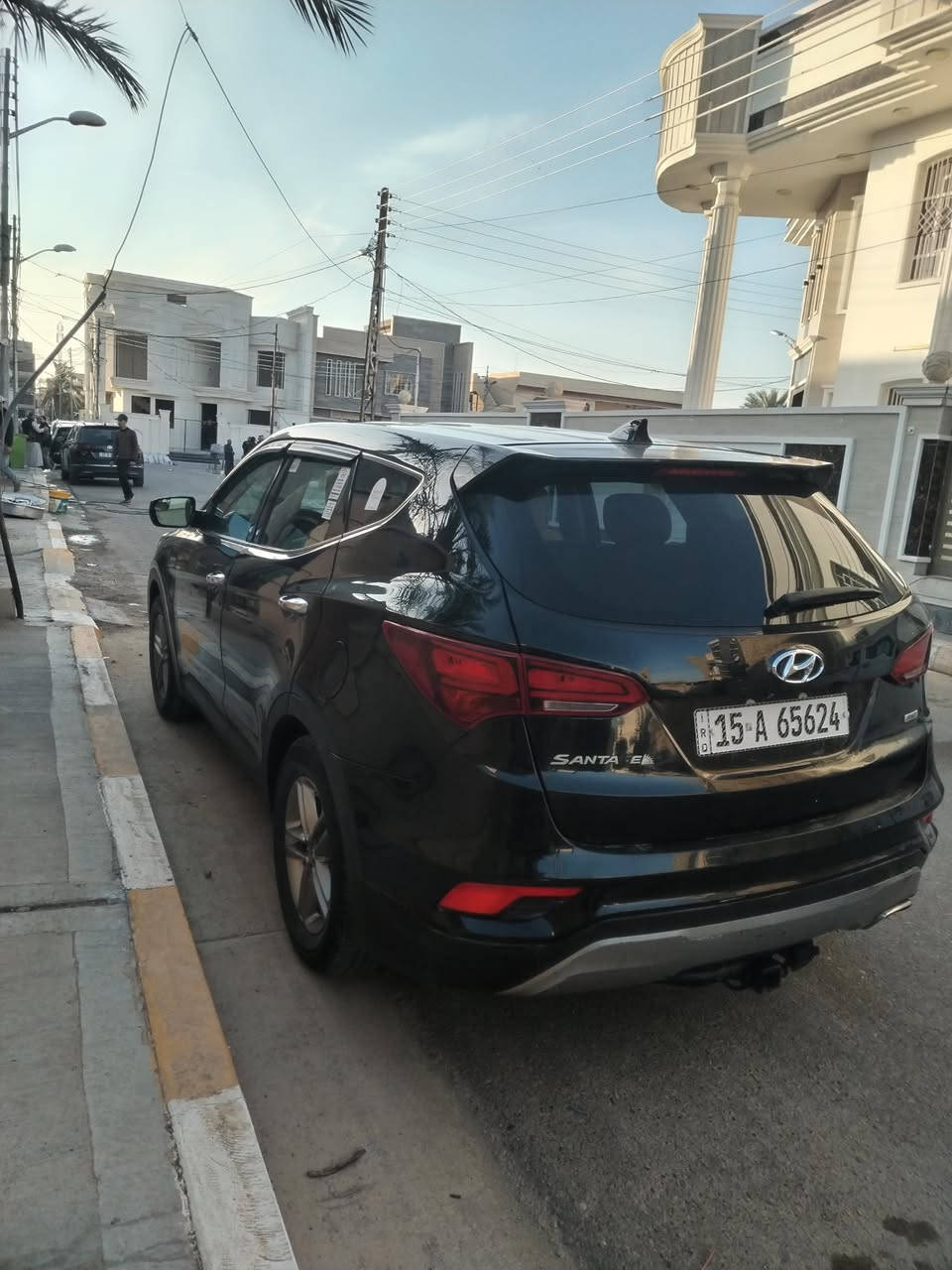 سياره ستنافي للبيع وارد امريكي موديل 2017 كير ومحرك مكفولات حداديه فول جديد رقم انبار بإسمي السعر 155$ وبيها مجال بسيط مكان الفلوجة او الكرمه
***********
