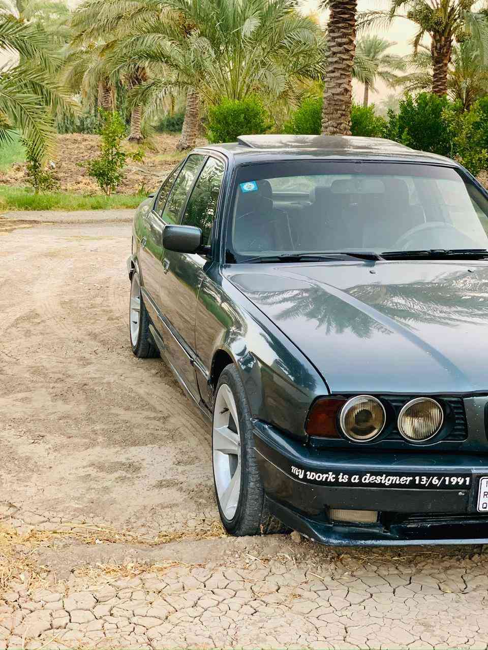 بي ام دبليو 535  موديل 89 محدت 95 محرك 8v 540 تبريد شغال فتحة سقف ويل رياضي بجم عريض بيها طخه الجاملغ موضحه ويه الصور  رقم بغداد بسمي تحويل ثاني يوم  العنوان ابو غريب خان ضاري  السعر 57 ورقة وبيها مجال  ***********
