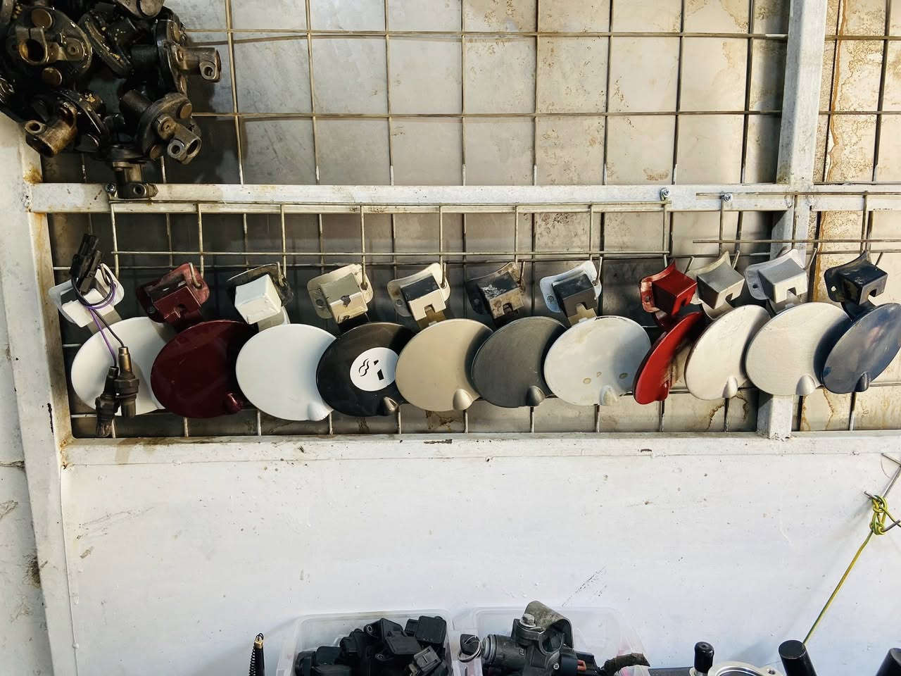 احمد الالماني ☎️*********** ☎️نحن الافضل دائما ✅💯رجعنالكم بعروض جديده خابرونا وتدللون اخوان العنوان كركوك كراج الشمال داخل الامجمع الاوروبي احمد الماني شركة ابو احمد ☠️💯
