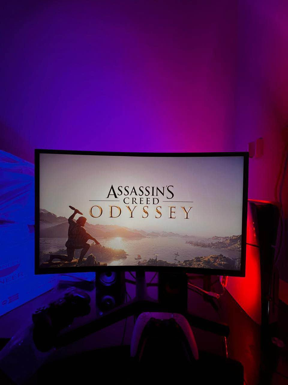 Samsung Odyssey G3

* الموديل: C27FG73FQM (Type: C27FG73FQ)
* Model Code: LC27FG73FQMXZN
* الحجم: 27 بوصة
* الطاقة: DC 19V - 4.19A

مواصفاتها الأساسية:

* 📺 الحجم: 27 إنش
* 🖥️ الدقة: Full HD (1920×1080)
* 🔄 معدل التحديث: 144Hz
* ⚡ زمن الاستجابة: 1ms (MPRT)
* 🎨 نوع اللوحة: VA (ألوان جيدة وتباين عالٍ)
* 🌑 التباين: حوالي 3000:1 (سواد ممتاز مقارنة بـ IPS)
* 📐 الانحناء: Curved 1800R
* 🎮 يدعم AMD FreeSync
* 🔌 المنافذ: HDMI + DisplayPort
* 🎧 منفذ سماعات
*********** اتصال واتس  
يوجد توصيل لجميع المحافضات 🚚 بغداد, العراق
