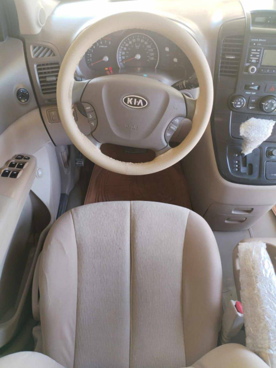 كيا سيدونا 2012
محرك 3500
6 سلندر  نضيفه. بيهه قطعتين تصليح فقط 
بنيد وجاملغ امامي 
***********
