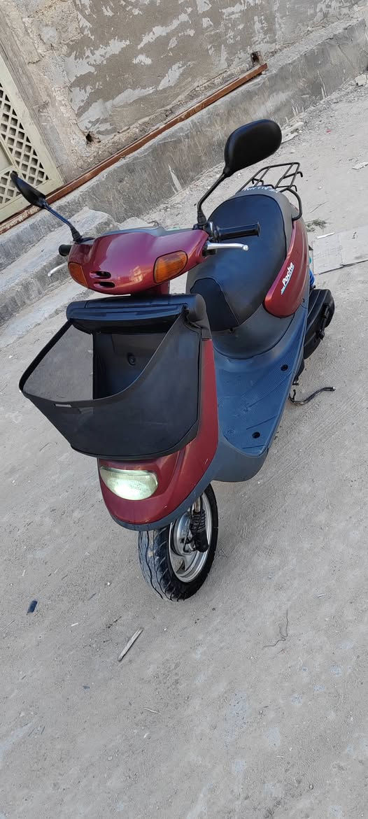 سلام عليكم عندي دراجة منغولي كامله سلف هندر كهربايات كاملة دراجة حاوية ما مفتوحة سعر ٥٥٠
***********
