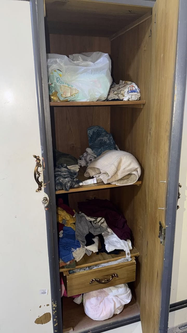 غرفه عراقي صاج موديل تركي كنتور 6 باب مع محلق و2 كومي وميز توليت واسره العدد 2 مع مخزن وكومي أحذية مكاني بغدادالسعر مليون و300


**إذا كنت صاحب هذا الإعلان وتريد حذفه لأي سبب، رجاءا أرسل رسالة إلى الدعم الفني**