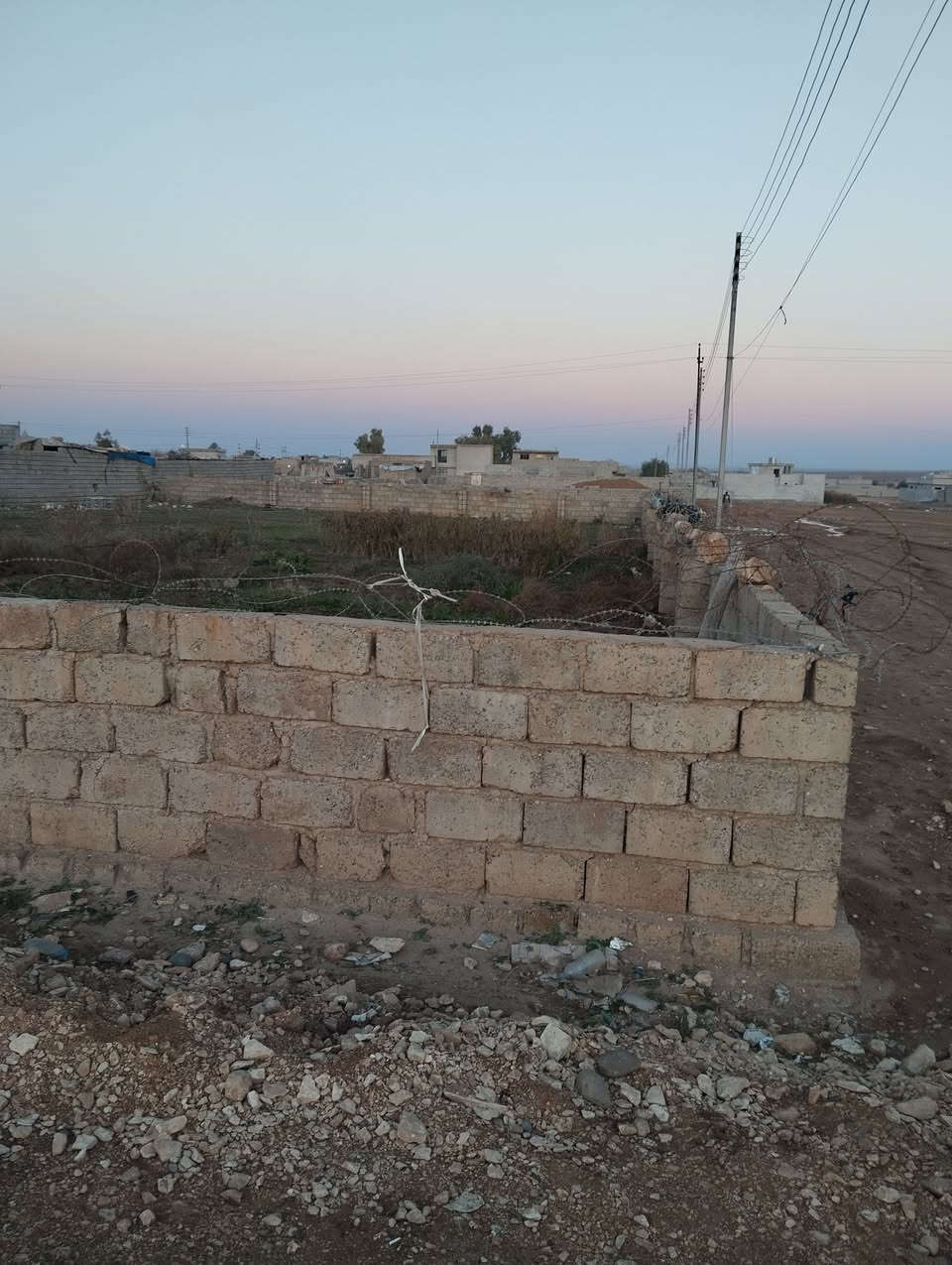 مكتب الحمزة للعقار
للبيع قطعة ارض زراعي ركن مساحه 950م خدمات كاملة مي وكهرب وتبليط ومدرسة مستوصف قرية النخوة خراب الكبير السعر 35 مليون للاستفسار ع رقم المكتب أو ع واتساب 
***********
***********
