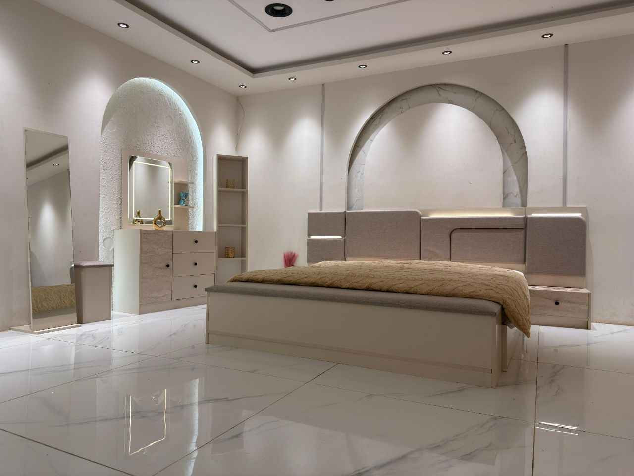 *موديل لوفين ☝🏻*                   

*10 قطع              كنتور3متر*

✅ السرير مخزن 
✅ الميز تواليت الضخم
🥇  
✅متكونه من ١٤ باب 
✅ برغي  حديد 
✅ قياسات ضخمه 
🥇 إناره بل كومديات 
🥇 إناره بل كنتور 
🥇 إناره في الميز تواليت 
🥇ابواب المنيوم 

*ملاحضة اضافة فاترينة*

السعر مليون و175  الف 

شد ونقل 
- بغداد مجاناآ
- ⁠اطراف 20 الف 
- ⁠محافظات 100  الف بغداد, العراق


**إذا كنت صاحب هذا الإعلان وتريد حذفه لأي سبب، رجاءا أرسل رسالة إلى الدعم الفني**