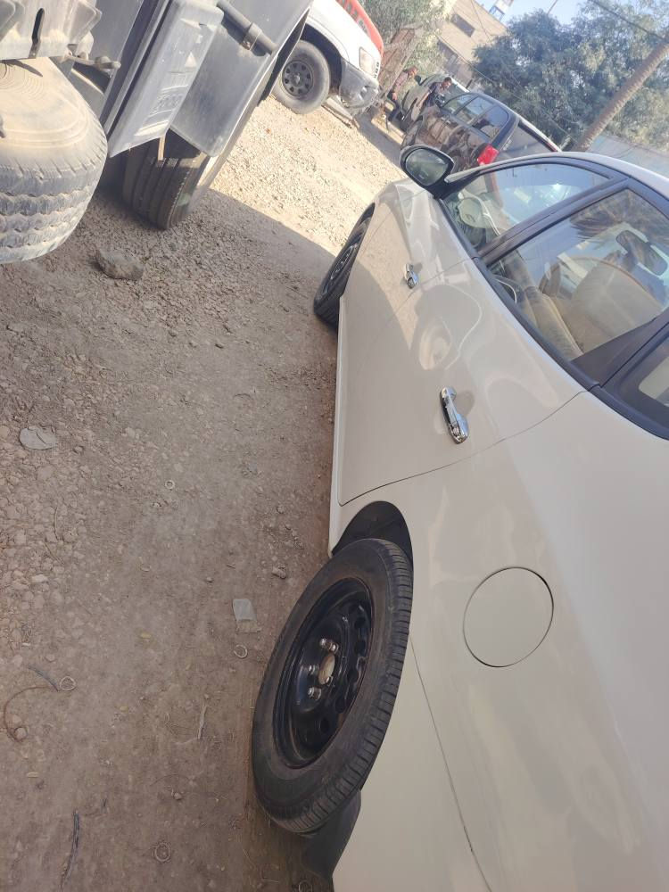 السلام عليكم النترة ٢٠١٠ أربيل تحويل او وكالة  مكفولة السيارة من الصبغ والتبديل والضربة  بيها بارد بسيط بلجاملغ الخلفي موضح بالسونار بالمنشور   جاهزة السيارة مكينة جديدة مامفتوحة كير تبريد تخم تاير حدادية كلة جاهزة  علة اخر حباية رايدها ١١٠ وبيها مجال كلش بسيط للشراي للاتصال *********** المكان الديوانية ديوانية, القادسية
