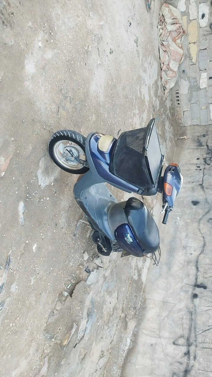 السلام عليكم ورحمه الله وبركاته دراجه منغولي بلاديه 2003 ما مفتوحه شغاله عنوان كربلاءن350 الشراي اتصل على هذا الرقم العنوان كربلاء***********
