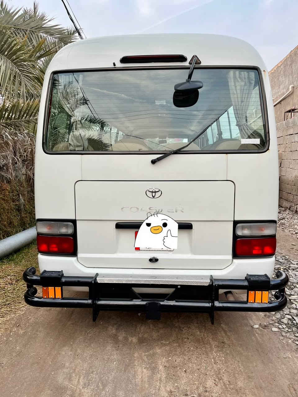 سلام عليكم كوستر لبيع 2016بيه ربع ابو لباتري صبق ولباقي مكفول فتحه تانكي وتبريد محور سياره مامزرفه عله بلاده رقم الماني  سعر شداد 3و 80وبيه  مجال رقم الهاتف ***********
