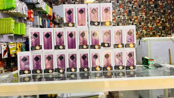 #اعلاااااااااااااااااااااان

وصوووول كميه كبيره 
من الجهاز الاكثر طلباً في العالم

Honor x9c
رام 8+8
ذاكره 256
جميع الالوان

سعر النقد 325 الف دينار
سعر التقسيط 399 الف

البيع منصه فقط
مكتب الساهر للموبايل
ايسر الشرقاط اسديره الفياض 
مقابل اسواق الحجاب

ماهر ال رجب ***********
سامر ال رجب ***********
