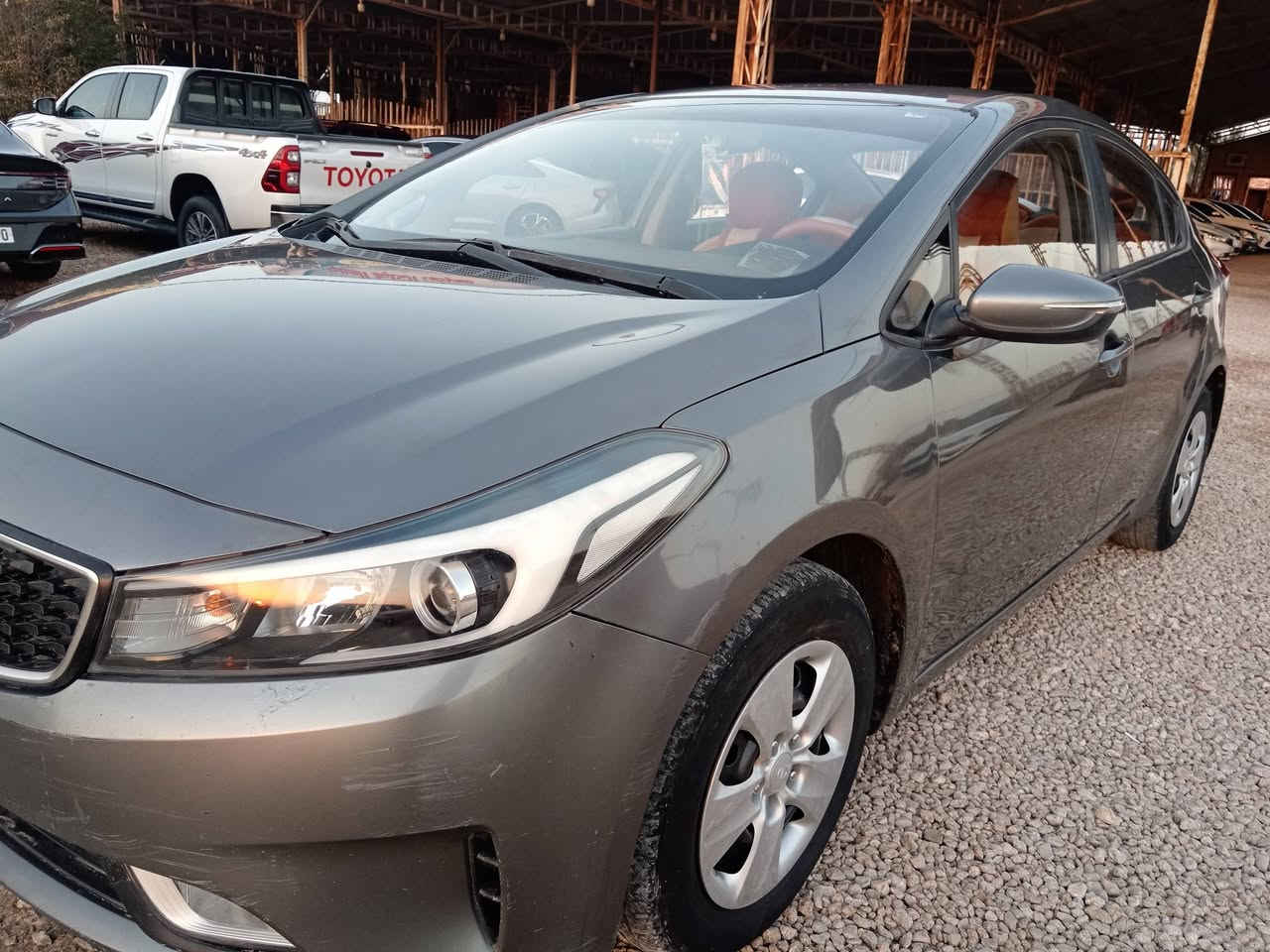 كيا سيراتو موديل ٢٠١٧ محرك ١٦٠٠ رقم مثنئ تحويل ثاني يوم بيها نصف جاملغ خلفي صبغ بدون عابر ودوسه صبغ فقط السيارة جاهزة تبريد حداديه محرك وكير شرط السعر ١٢٧ ورقة نقد أو مراوس مكان السيارة السماوه الرميثه للاتصال *********** او *********** أو ***********
