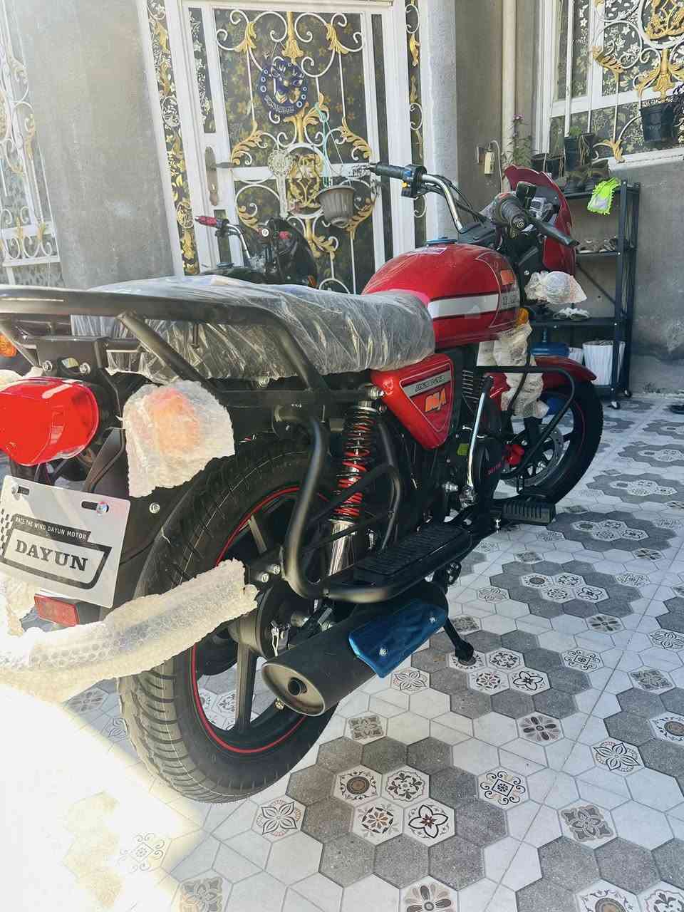 سلام عليكم دراجه دايوان موديل ٢٦ مكينه ٢٠٠ دراجه ماشيه ٤٣ متر فقط من معرض لبيت بعده زيرو وراق سحب سعر مكان ديالى شهربان دراجه خت زيرو فقط ٤٣ متر ماشيه 

‭ ٠٧٧٢ ١٨٣ ٤٨٧٤‬
