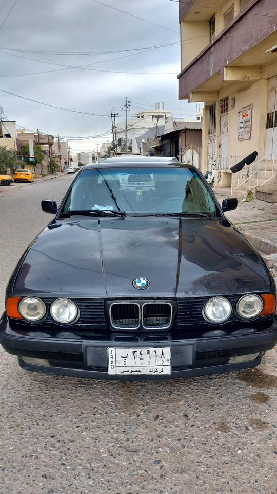 السلام عليكم
سياره بي ام  رقم كركوك مشروع وطني بيه كود بانزين موديل ٩١  
وارد  يابان كير اوتماتيك  حجم ٥٢٥ محرك كبس تبريد وتدفئه شغال الجام ٤ كهرباء سلايت شغال تخم تاير جديد  باتري جديد  كهربائيات كوله شغاله سياره جاهزه للبيع السعر ٥٨ ورقه 
اتصل ***********
