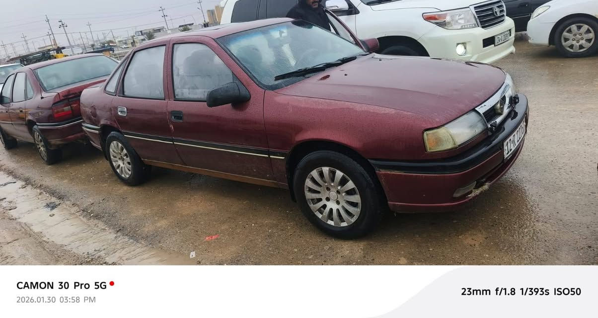 اوبل للبيع موديل ٩٢ مكينه كير شرط سنويه لي ٢٠٣١ سعرها ٤٧ ورقه أو بي مجال مكان سياره زمار قرية جصه ***********
