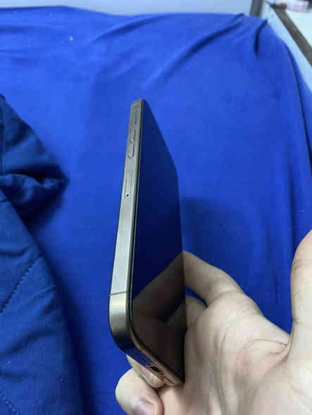 السلام وعليكم ايفون 16برو ماكس لون ديزرت ضمان Abm  ذاكره256الجهاز نضافتة 100 ٪؜ بطاريته 100مشحون39 مره مستخدمه كلش قليل بعده بالضمان مابي اي شخط  السعر 1,480,000
 المكان بغداد شارع فلسطين 
***********
