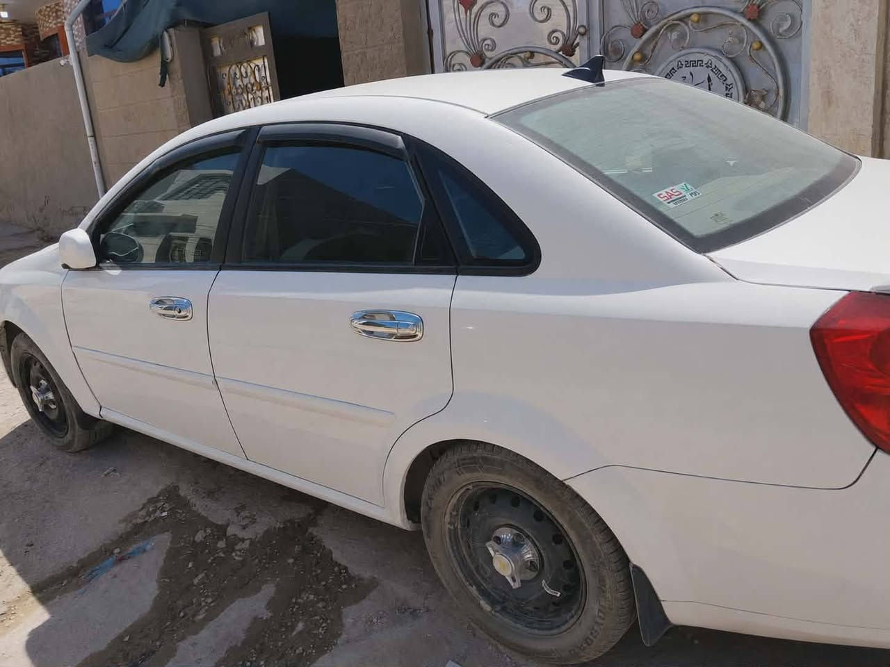 اوبترا باسم زوجي  تحويل مباشر
موديل 2005 وارد خليجي مكفولن من الضربه 
خياسات مصلحه
كهربائيات كير مكينه فول
تبريد ثلج شرط
*********** واتساب او اتصال 
مكان حله
