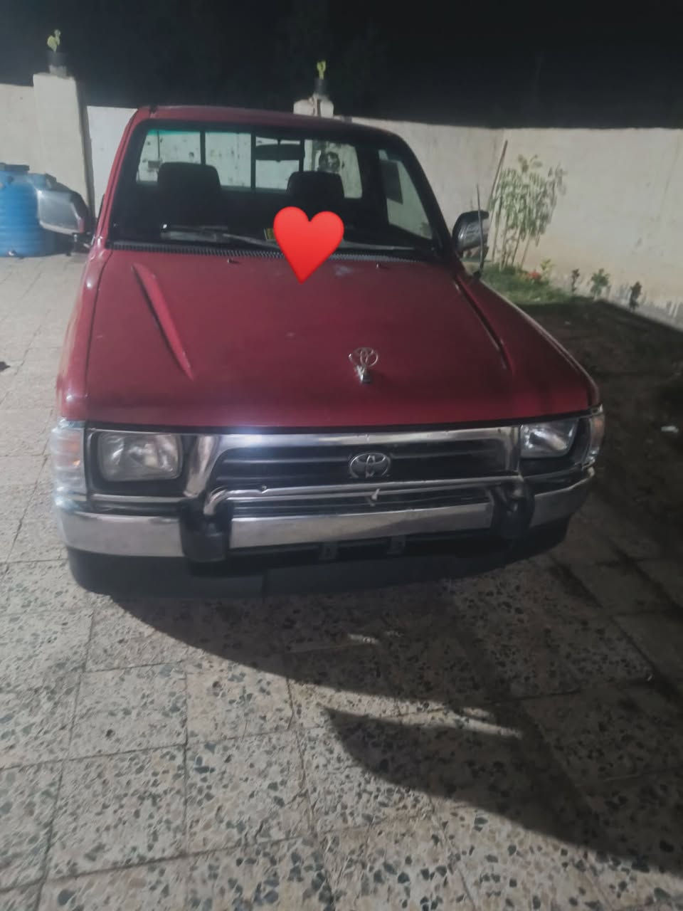 سلام عليكم سياره موديل 2001 جمره فلاحيه جاهزه من الطول للطول سنويه 31 الرقم بعده ما طالع كير مكينه اكسن تخم تاير حداديه كلها جاهزه السياره ربع ماتذب عليها سعر 100وبيها مجال 
للستفسار ***********
