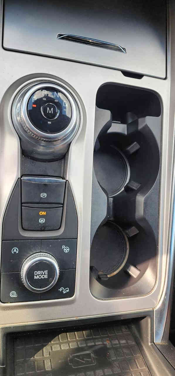 فورد 2020 
فول مواسفات  لیمیتد VIP
ماشی ٥٠ الف میل  محرک ستەسلندر 
کیر محرک بشرط مامفتوح 
رقم سلیمانیە جدید سنویە جدید باسمی 
ضرر جملخ خلفی باب بدون دواخل ارباک فقد بردە سیستم بجم کبس 
رقم شاسی موجودە بانشر 
عنوان کلار 
*********** 
سعر 315 بیمجال 

فورد 2020 
6 پستون 
فول مواسفات لمیتید VIP
٥٠هەزار روشتوە 
جملخ  دوا و دەرگای دوا سبوخە ناو گرتنی نیە ارباک بەس شانی سیستمی 
کیر و مەکینە بەشەرت
رەقەم سلیمانی  سەنەوی تازەیە 
بەناوی خومانە
ناونیشان کلار 
***********
سعر ٣١٥. معامەلە
