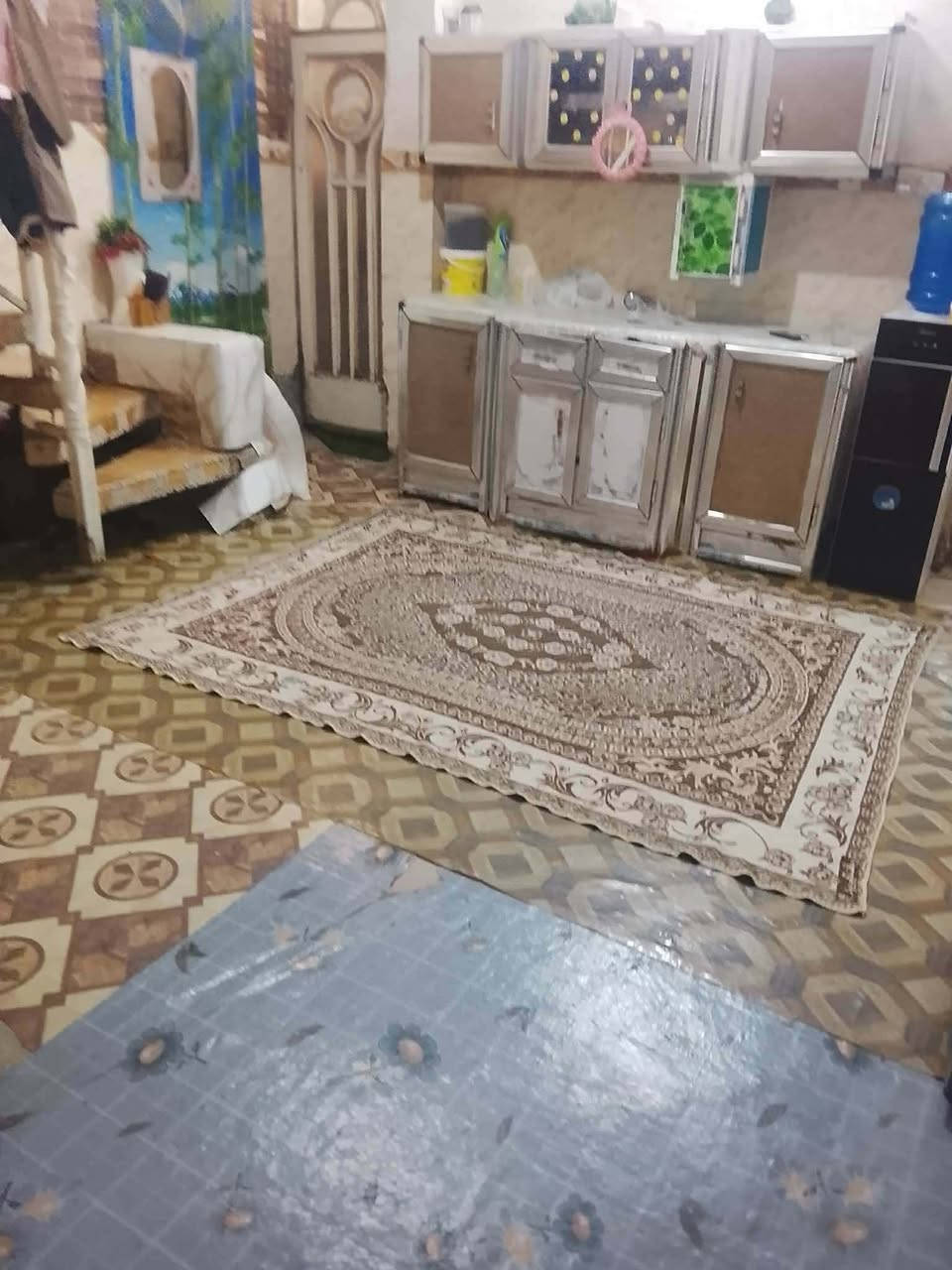دار للبيع مساحه١٣٣ طابو صرف واجهيه ٥ ونص ونزال 20
في حي العسكري

بحتوي على استقبال ٦*٣ ونص وهول ٥*٤ وغرفه نوم ٥*٤ والطابق الثاني يحتوي على غرفه نوم ٦*٣ ونص وكلدور وحمام بطابق الارضي وصحيات خارجيه وطارمه تكفي سياره

125 وبي مجال

للتواصل مراسله الصفحه


**إذا كنت صاحب هذا الإعلان وتريد حذفه لأي سبب، رجاءا أرسل رسالة إلى الدعم الفني**