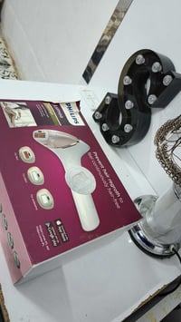 فيليبس لوميا • إزالة شعر بالضوء • لاستعمال بالبيت