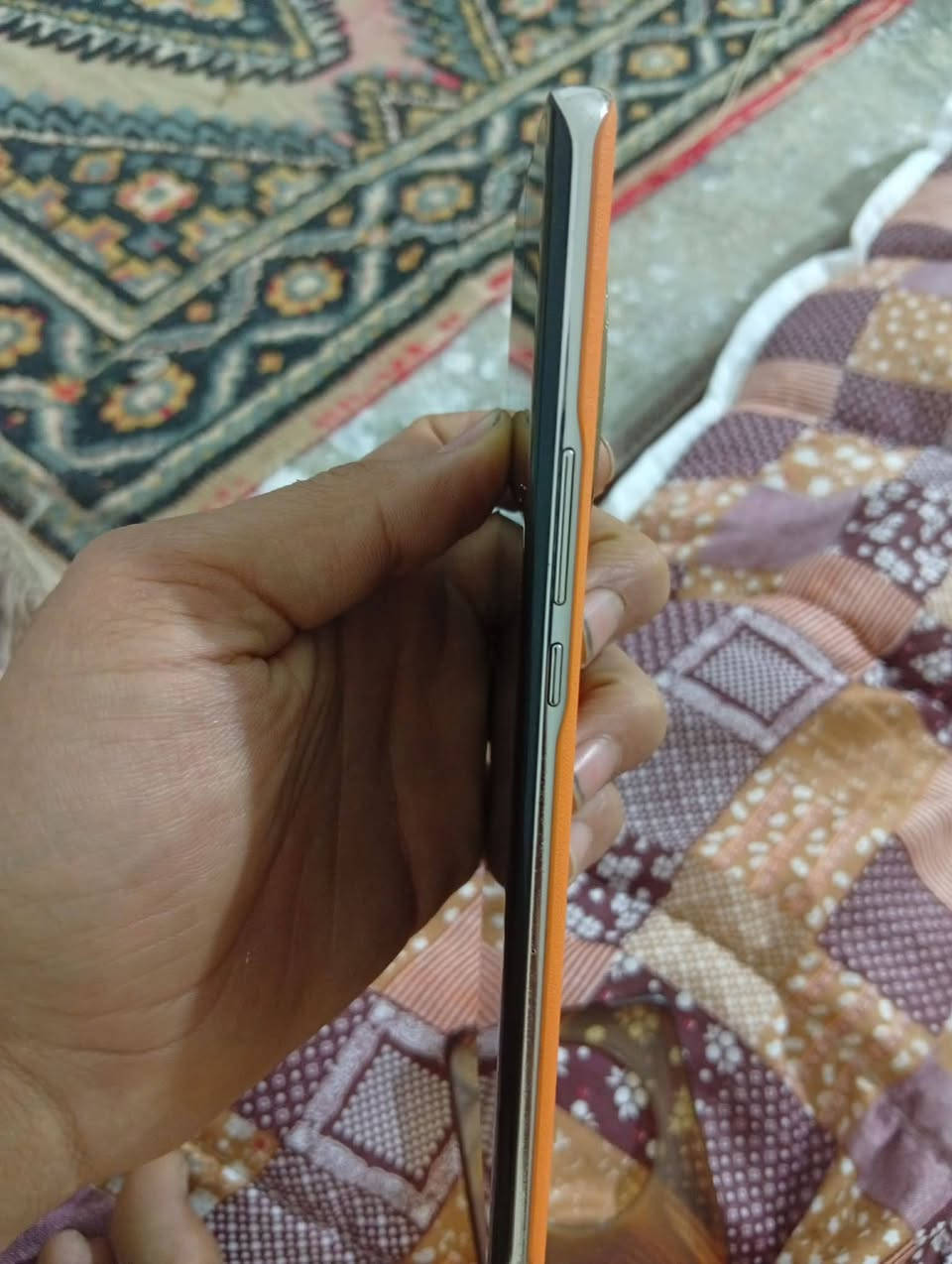 سلام عليكم هونر x9b شخط مابي مكفول من كلشي ب٣٠٠ وبي مجال للشراي ***********
