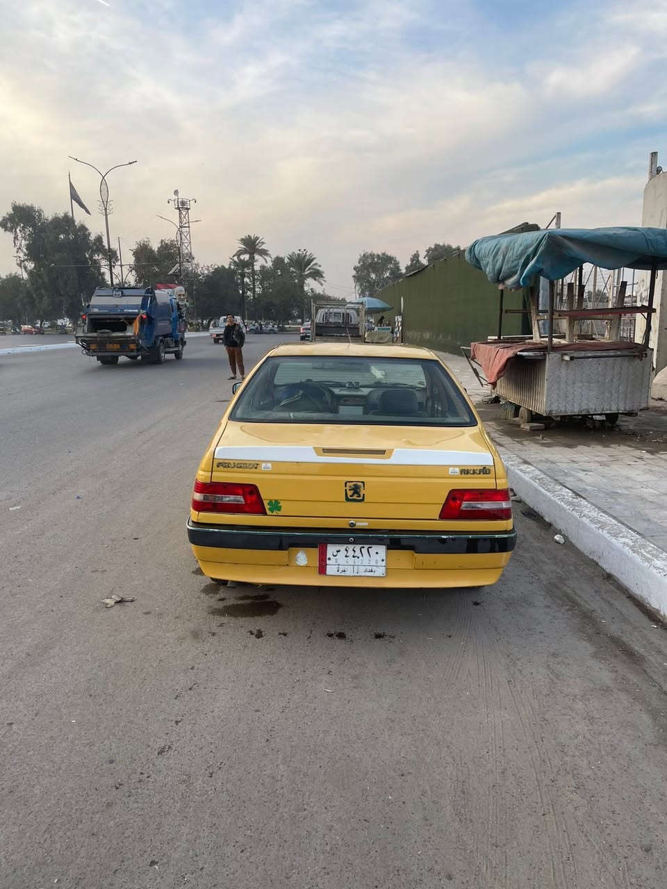 سلام عليكم بيجو لميس موديل 16دسبول عالي شاشه كبيره سياره حلوه سعره 42  وبيه مجال مكاني بسمايه رقمي ***********
