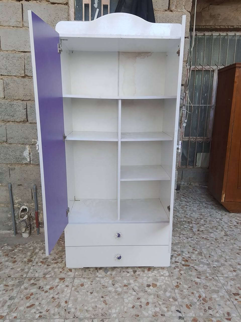 غراض لبيع السعر خاص مكاني كربلاء حي العامل الاتصال ***********

