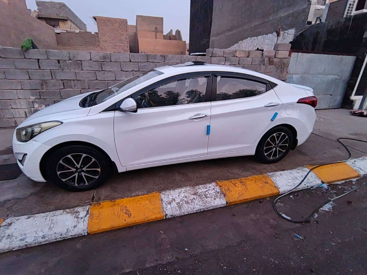 السلام عليكم للبيع النترا موديل 16
السياره فول مواصفات عدا البصمه 
السياره كفاله عام حتا الدعاميه 
مواصفات سلايت 
شاشه بلادي 
تخم تاير جديد
حساسات خلفيه 
تحكم استيرن جهتين 
كير ومكينه علا وضع الشركه
مكينه ما مفتوحا 
ماشيه 150وقابل لزياده 
صدر امامي خلفي جديد 
السياره علا وضع الشركه 
سبير منازل 
السعر 143وبيها مجال 
الرقم ***********
المكان الفلوجه حي الشهداء
