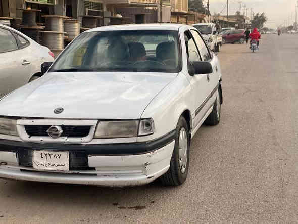 السلام عليكم
فكترا موديل ١٩٨٩ محرك ١٨ بيها خيط تبخير شرط التحويل 
مكاني سامراء سعر ٢١ وبيها مجال ***********
