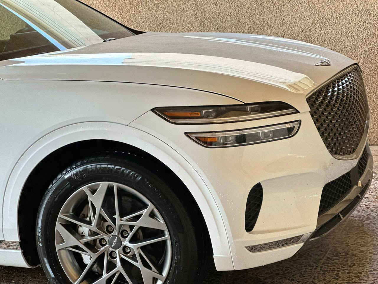 سلام عليكم
للبيع جنسزز موديل 2024
محرك 4 /2500 تيربو
مواصفات 
بنروما
بصمة
تشغيل عن بعد
كير ماوس
كشنات جلد 
كشنات تدفئة تبريد 
جنطة كهرباء 
قيادة ذاتية
تحديد مسار
شعار جنسيزز بل ابواب 
بعد اكو هواي مواصفات ماذاكرهة
سعر 310 وبيهة مجال 
للاستفسار واتساب 
***********
