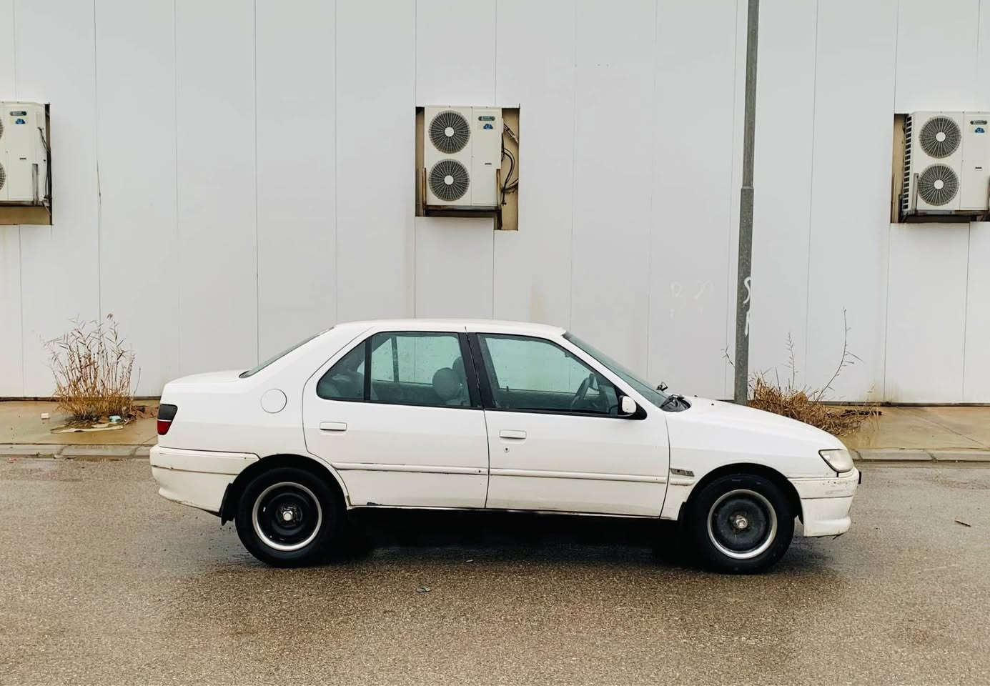 *********** موديل 2001 ئارم بلاستيك سليماني بةشةرتي ئارم ئةوةليات براوة نةبيت كيرو مكينة بةشةرت بيشو دواي توندو تولة كارةباي هةمو ئيش ئةكات تايةي تازةية دةعمو ليدراوي هيج نية جام كارةبا قفل مركزي سيارةيةكي زور ريكو بيكة سعر ٢٦ معاملة لة سليمانيم *********** السليمانية, العراق
