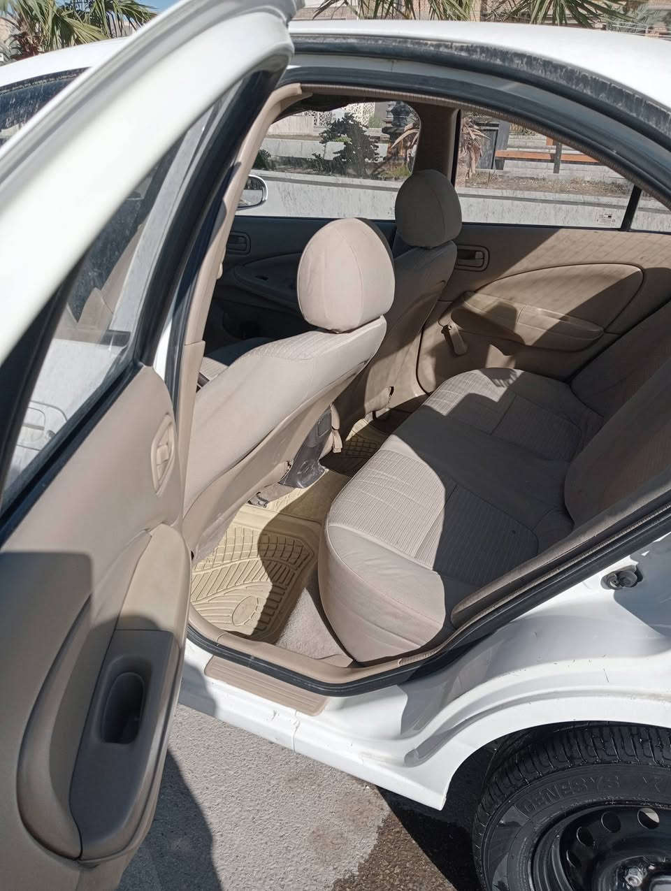 للبيع نيسان سني... 
موديل 2009 رقم بغداد دولي مميز.. 
سنوية.. لل 2030.. 
محرك 1600.. 
كفالة عامة بس جاملغ ايمن صبغ 
مسويلها ادامة كاملة 
تخم نوزلات جدد.. بلكات ومجاول.. 
داينمو جديد... باتري جديد.... 
تبريد تدفئة فول والحمد لله.. 
محرك وكير مكفولة لا تبخير لا تنقيص.. 
صدرها بحالة جيدة... 
تخم تايرات جديد.. 
سيارة جاهزة تماما.110 سعرها وبي مجال بسيط.. 
مكان السيارة ناصريه مركز 
للاستفسار الاتصال.. 
***********
