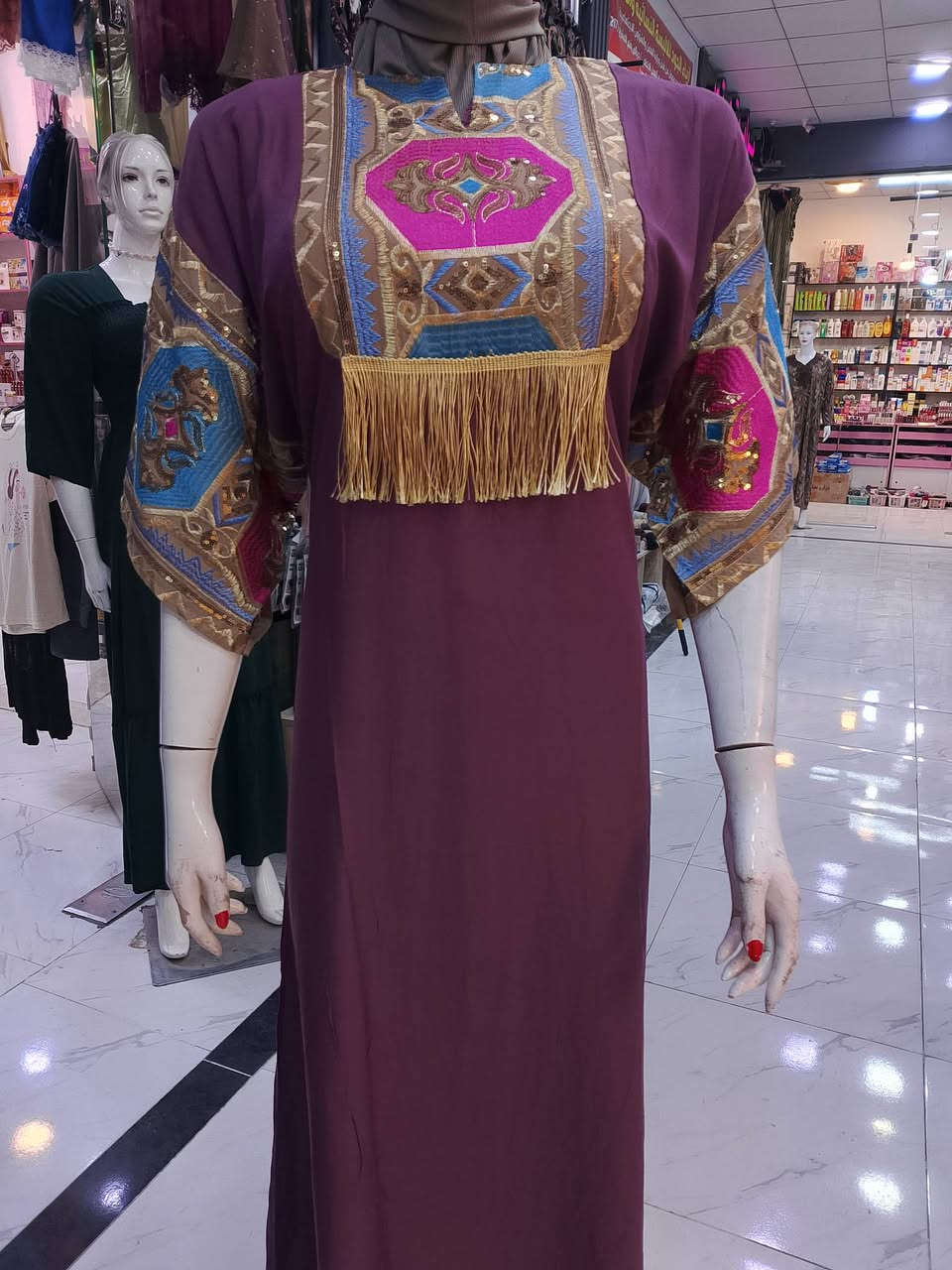 بضاعتنا مختلفه 
اسعارنا مناسبه
الوان وقياسات كامله
بعقوبة التحرير الفلكه الأخيره سنتر التحرير 
محمد الامين 🩵


**إذا كنت صاحب هذا الإعلان وتريد حذفه لأي سبب، رجاءا أرسل رسالة إلى الدعم الفني**