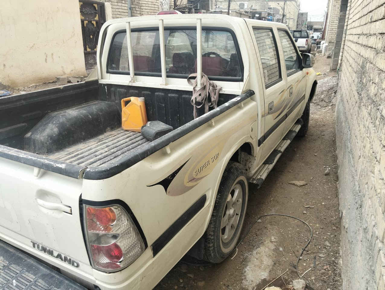 بيكم فتون للبيع نضيفه سعر 50 مكان بغداد رقم بغداد ***********
